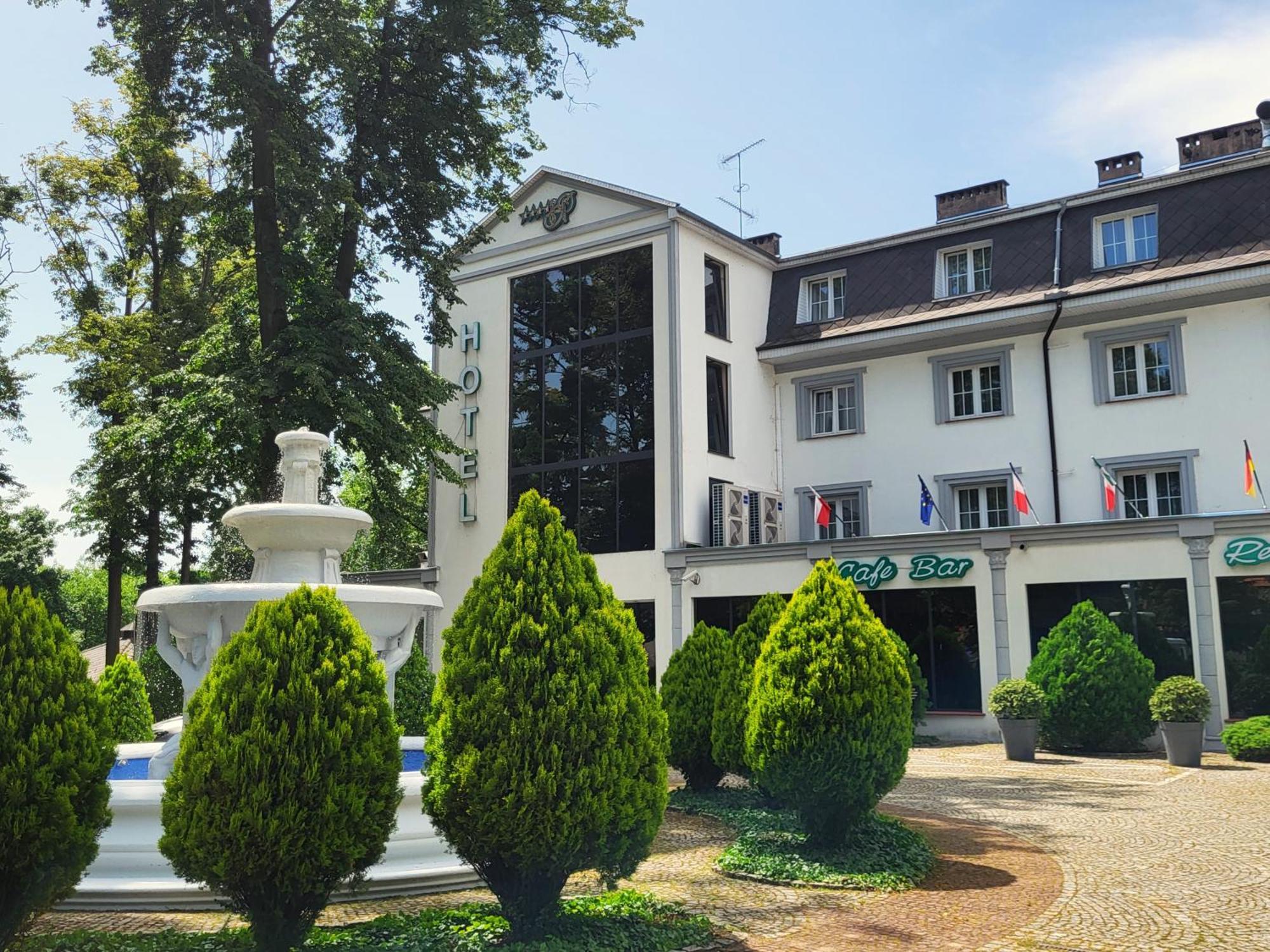 Hotel Pietrak Вонгровец Экстерьер фото