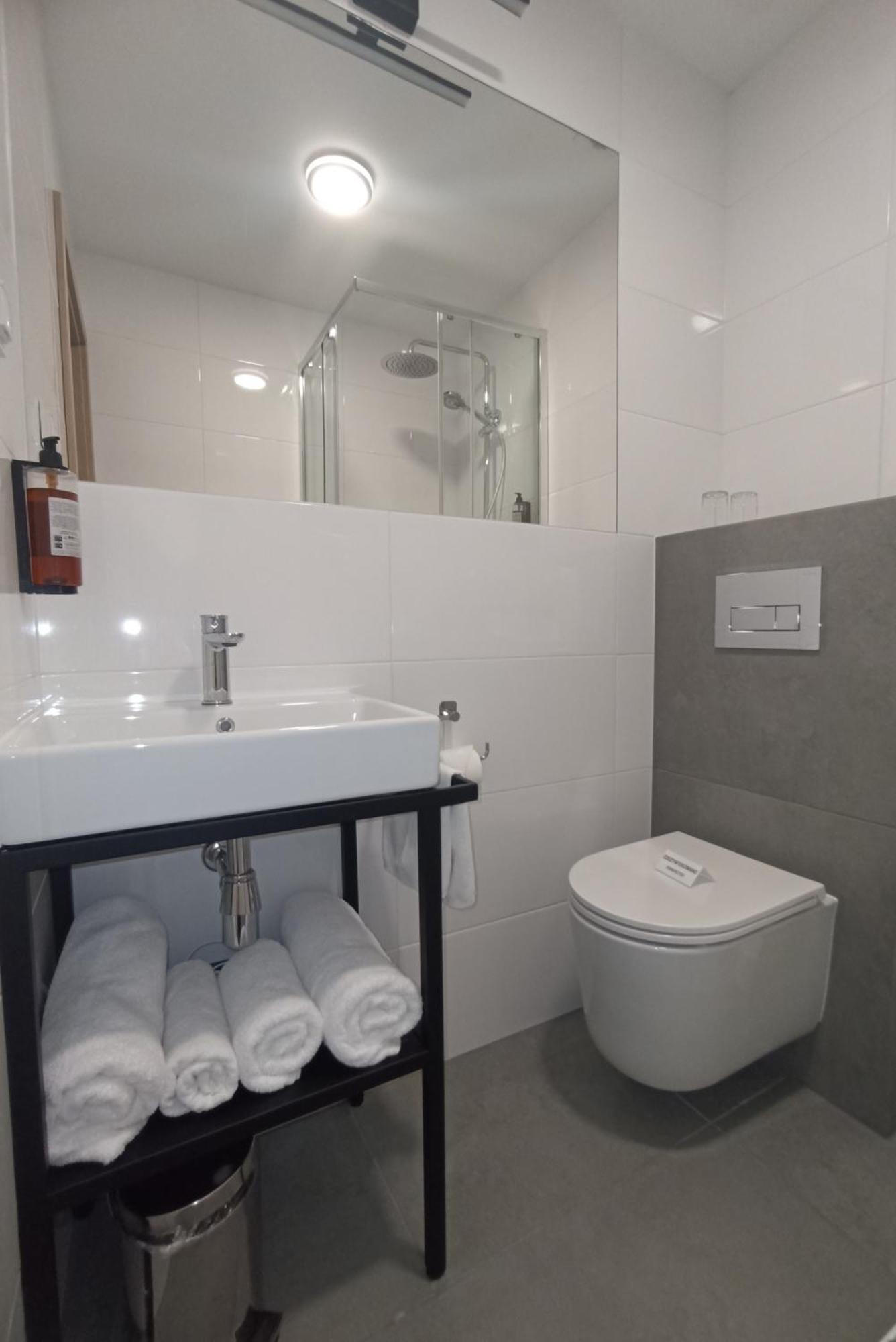 Hotel Pietrak Вонгровец Номер фото
