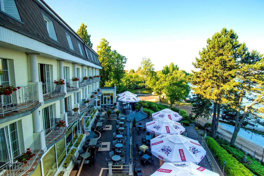Hotel Pietrak Вонгровец Экстерьер фото