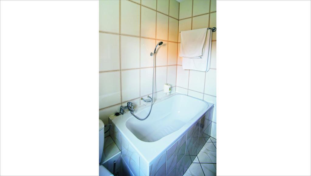 Hotel Pietrak Вонгровец Номер фото